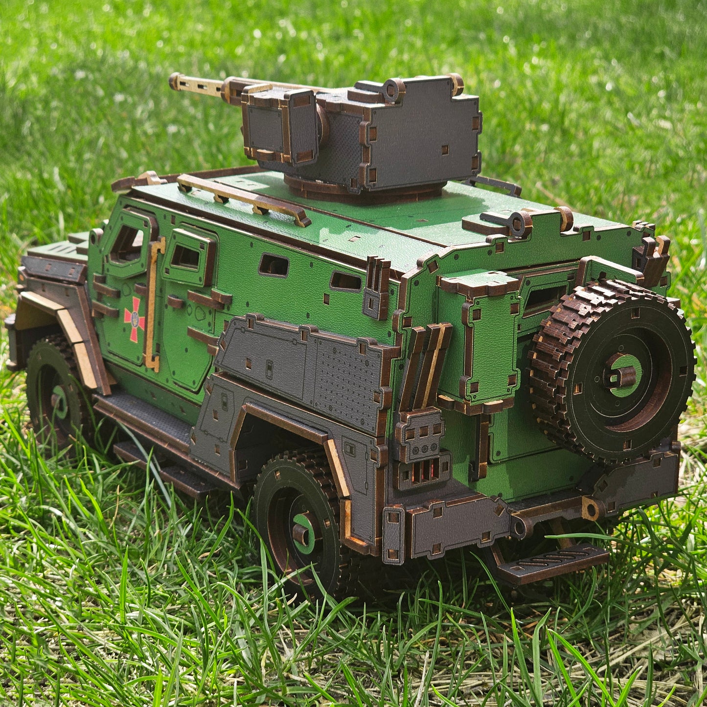 Drewniany 3D Konstruktor „BBKM VARTA 2”” – 472 części, 35 cm (04345)