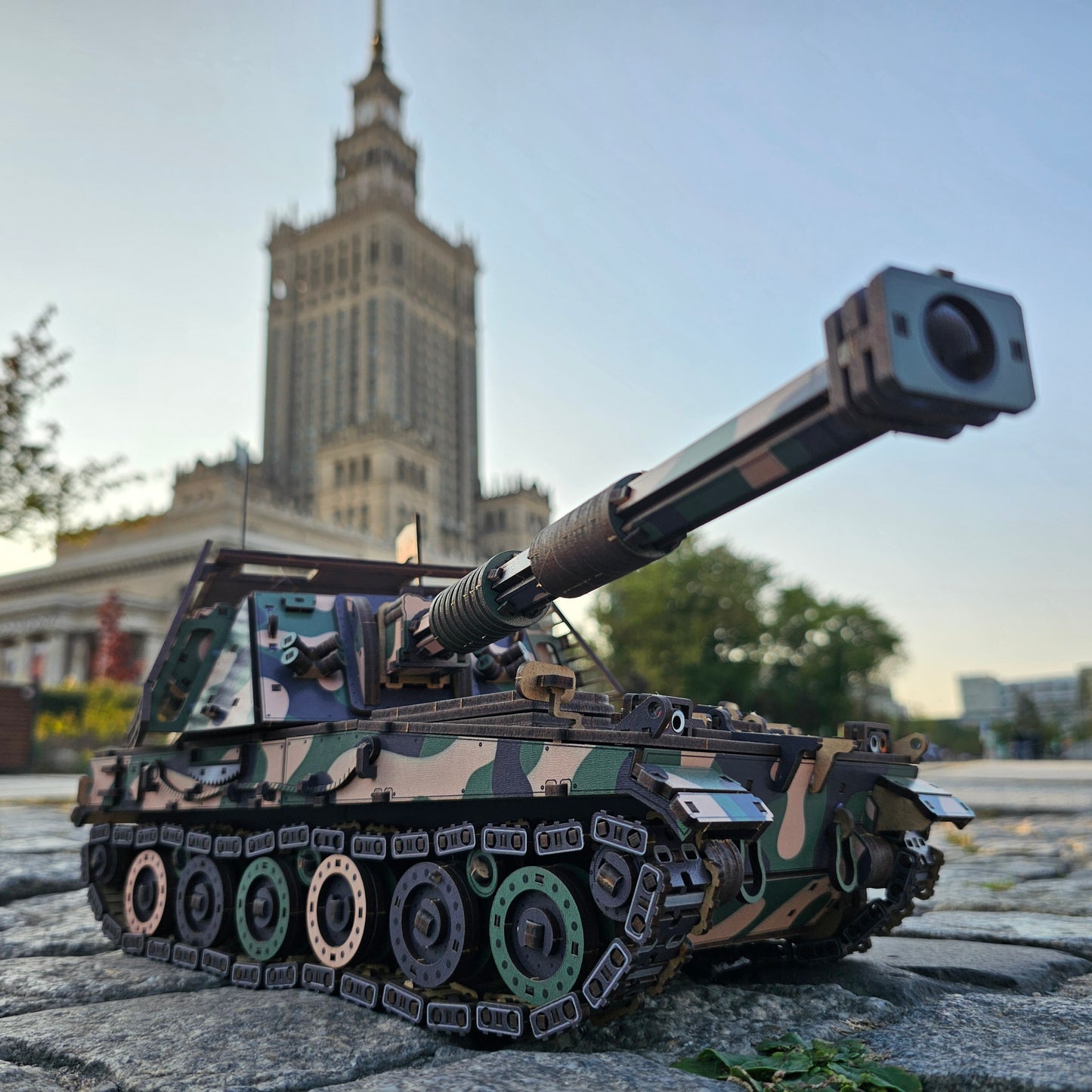 Drewniany 3D konstruktor „AHS KRAB” – samobieżna haubica, 966 elementów, 49 cm