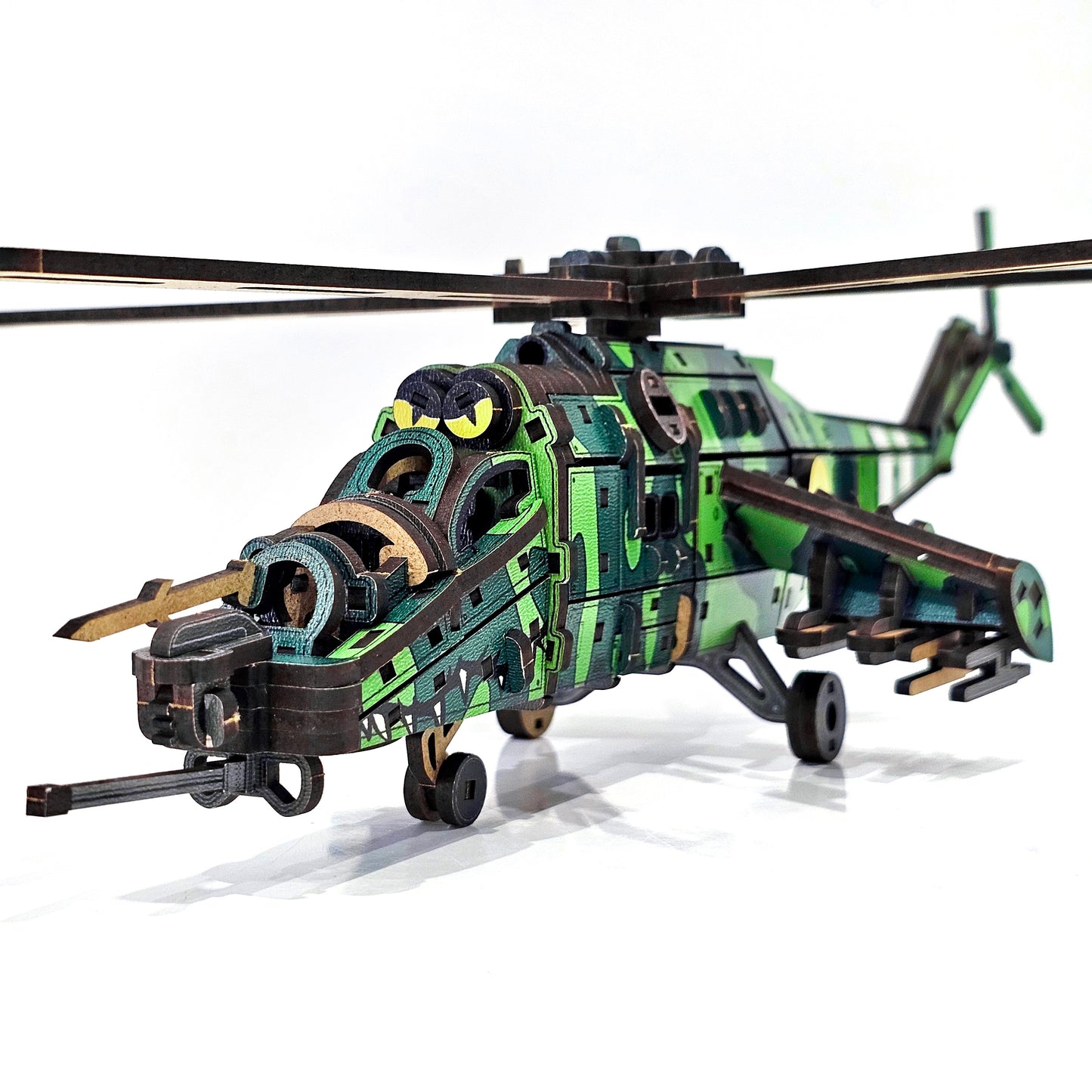 Drewniany 3D Konstruktor Śmigłowiec „MI-24 KROKODYL”” – 256 części, 41 cm (04308)
