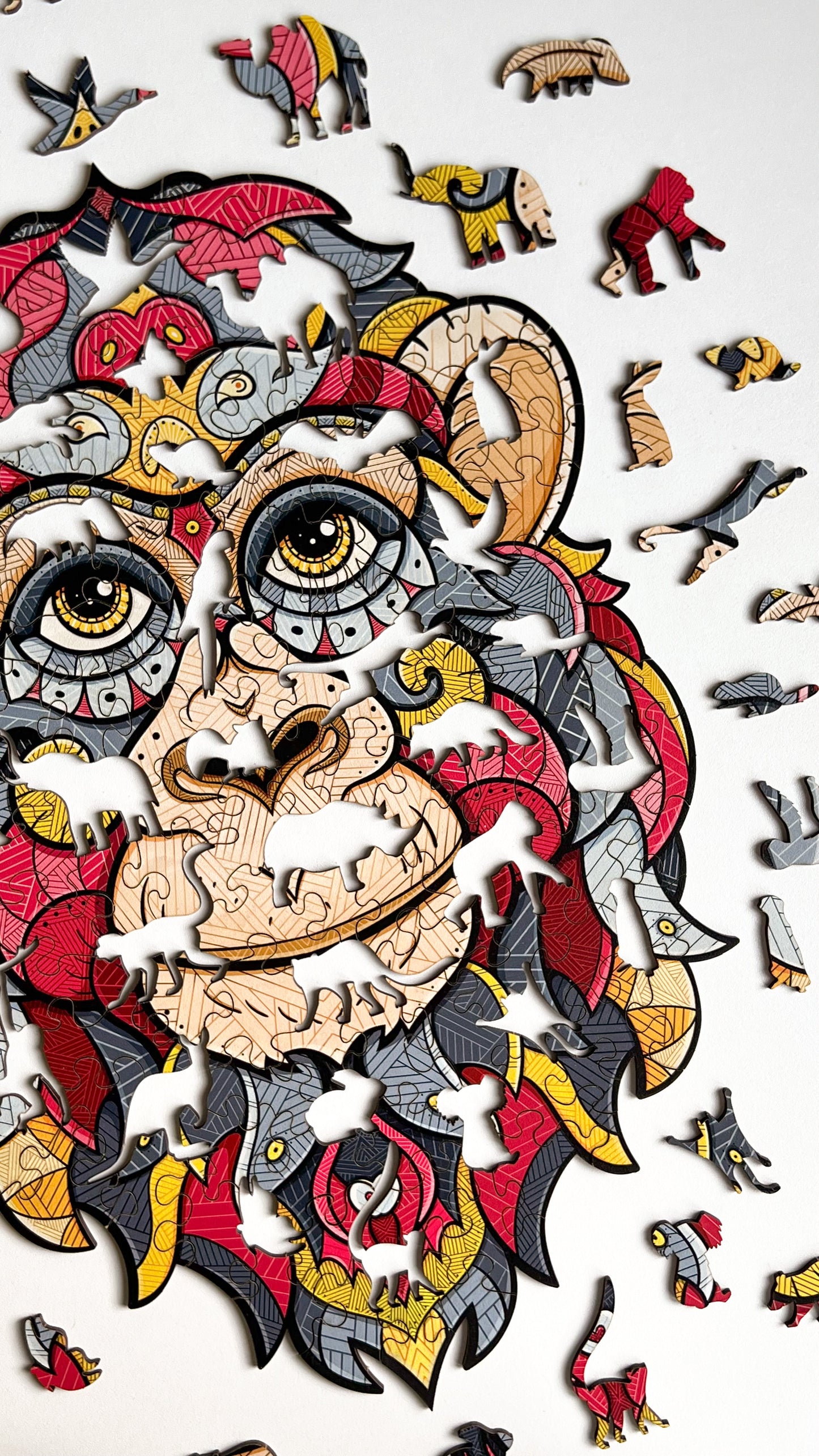 Drewniane Puzzle Figuralne – „MAŁPA”